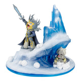 Lil' Champions Snow Fight Arthas 7.5in. Statue - Seitenansicht