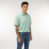 Overwatch Pachimari Azul Button-Up camisa - Vista frontal del modelo