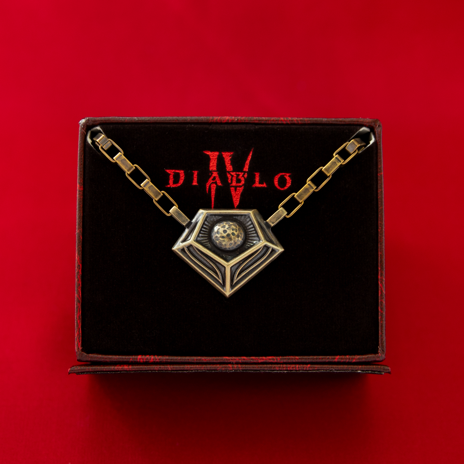 Diablo IV X RockLove Inarius Necklace - Packaging View
